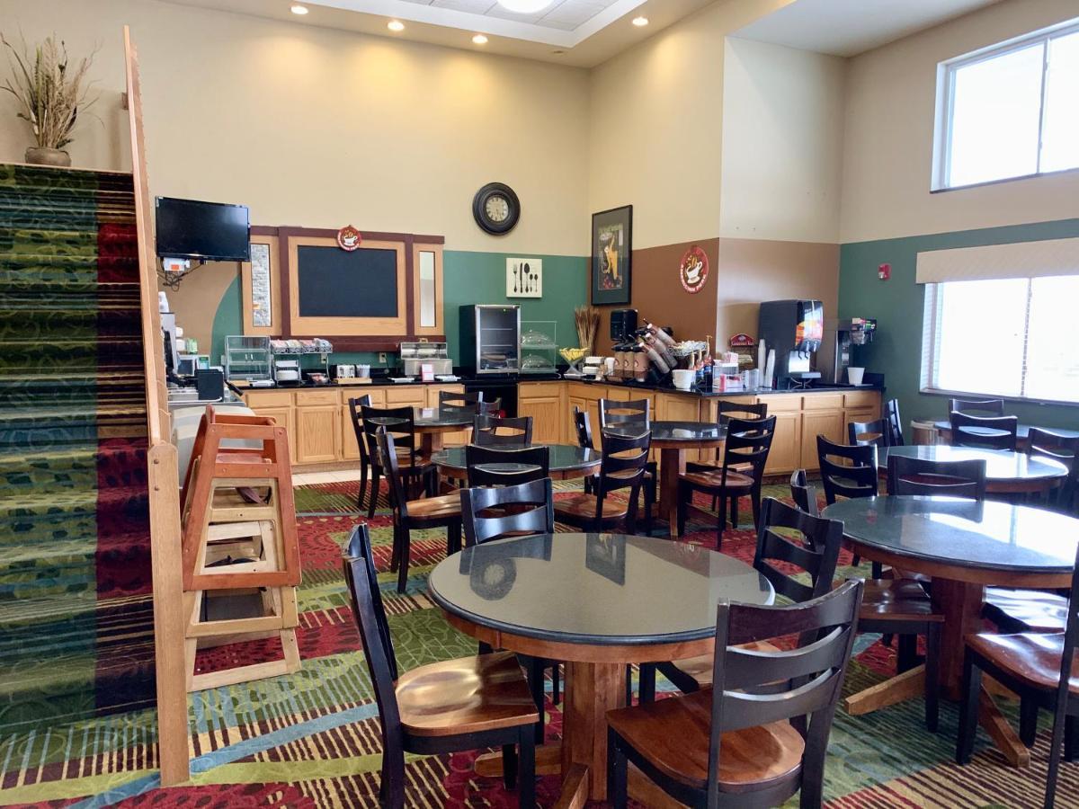 Americinn By Wyndham Wausau Weston Екстериор снимка